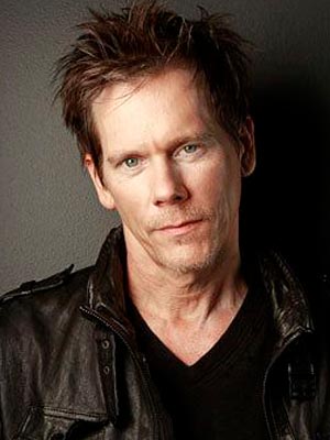 Кевин Бейкон в роли Фреда Герберта